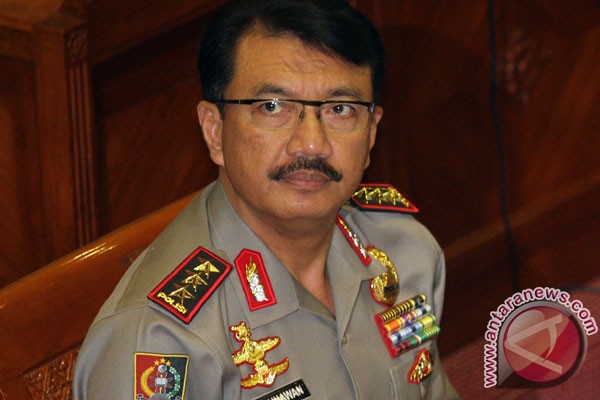 Gangguan Jiwa, POLISI Kebut-kebutan dan Tabrak Motor