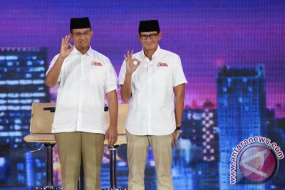 mencari-gubernur-dki-jakarta-yang-pas-untuk-dicontoh