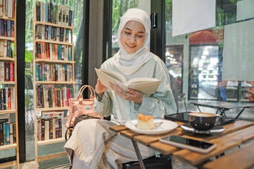 Referensi Baju Muslim Wanita Modern yang Membuatmu Modis dan Trendy