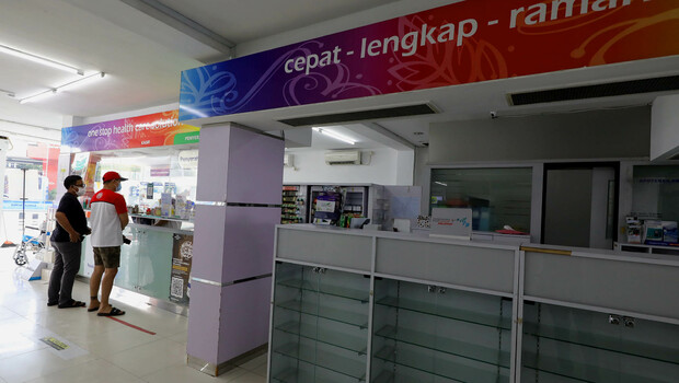Pelaksanaan Vaksinasi Berbayar di Kimia Farma Ditunda, Ini Alasannya