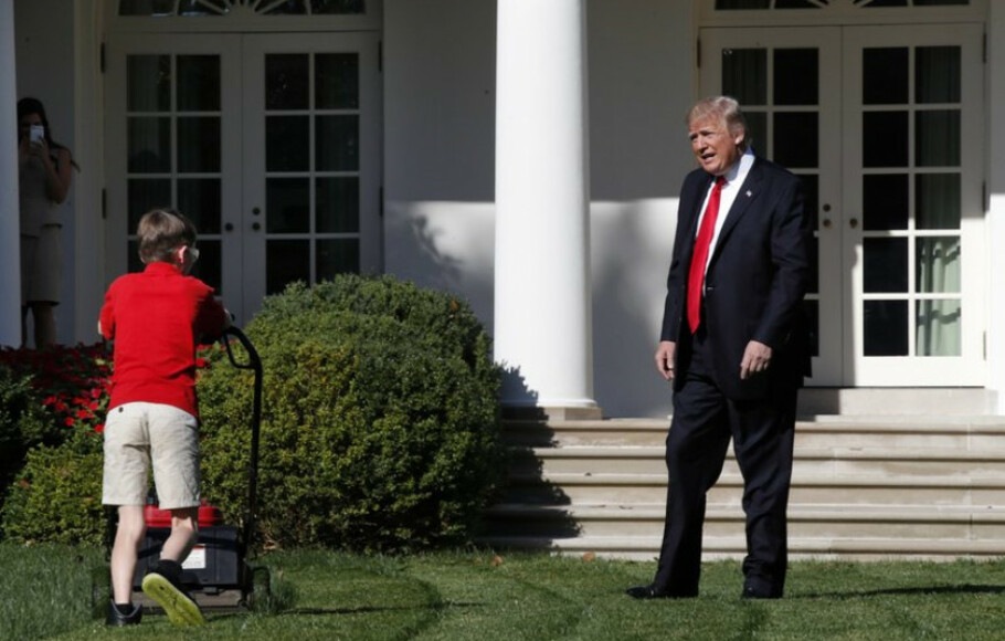 dituduh-berbuat-tak-senonoh-pada-wanita-trump-fake-news