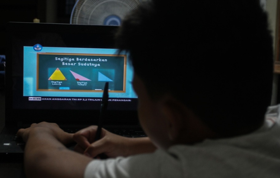 Pembejalaran Jarak Jauh, Bikin Guru Lebih Melek Teknologi dan Kreatif