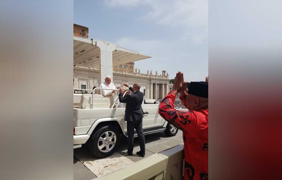 berkat-khusus-paus-fransiskus-bagi-misionaris-indonesia