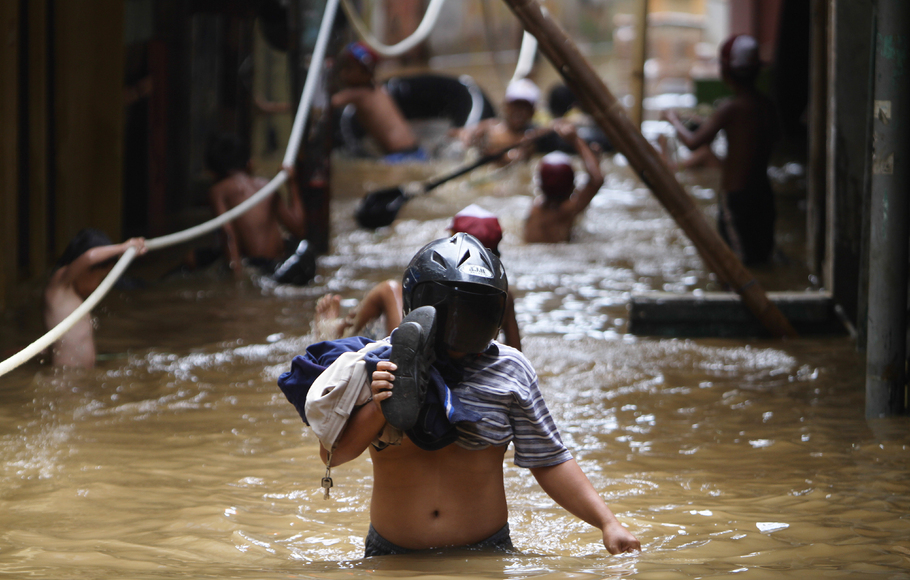 duh-banjir-lagi-waspada-penyakit-ini-sering-muncul-saat-banjir