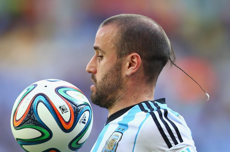 full-pic-kompilasi-gaya-rambut-gagal-pesepakbola-dunia