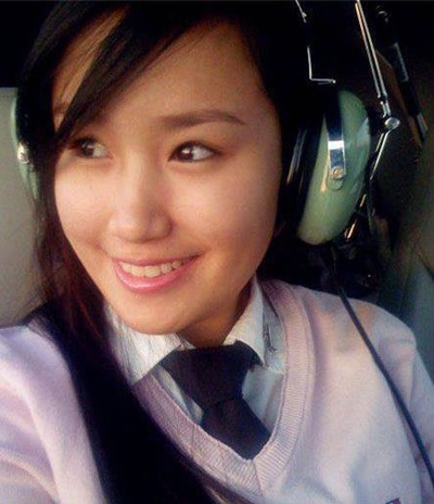 5 Pilot Perempuan Tercantik di Seluruh Dunia! Bening-Bening Gan!