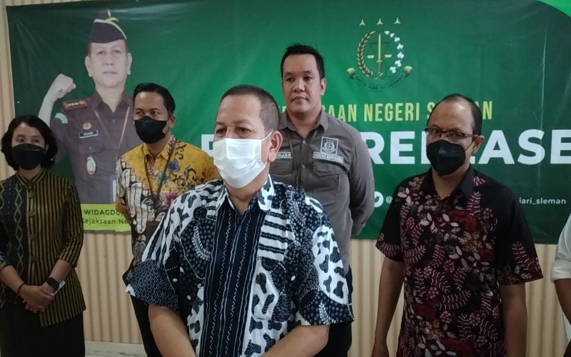 sewakan-tanah-kas-desa-tanpa-seizin-sultan-dukuh-di-sleman-dijerat-dugaan-korupsi