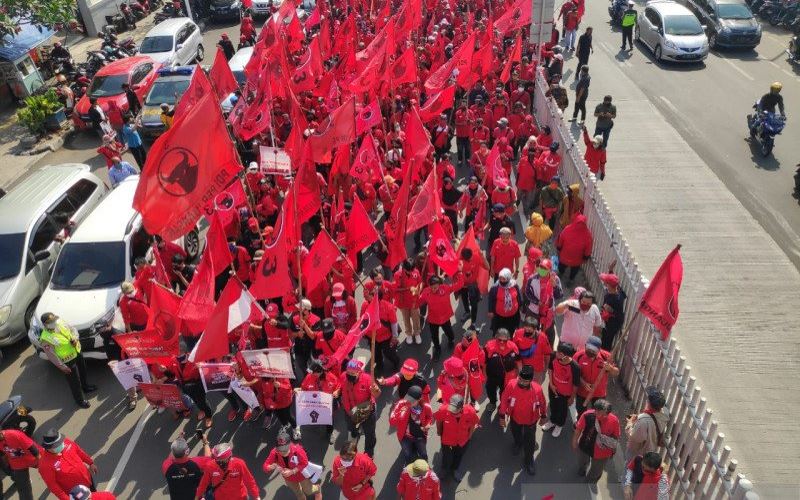 Pakar sebut pembakar bendera pdip tidak bisa dipidana