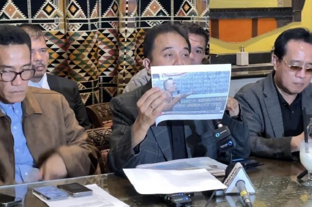 Roy Suryo Temukan Tulisan Gadhaj Adam di Ijazah Jokowi yg Diteliti Rismon