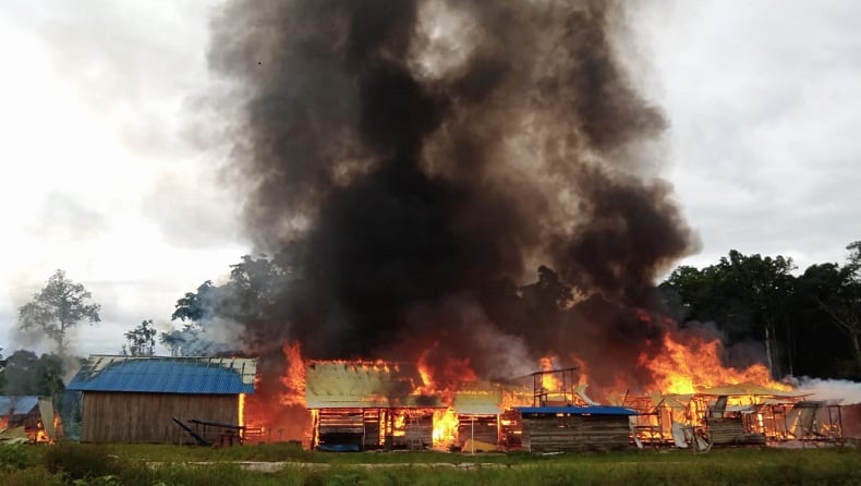 Peringati 1 Desember, TPNPB-OPM Klaim Bakar Satu Perusahaan Kayu Di Papua