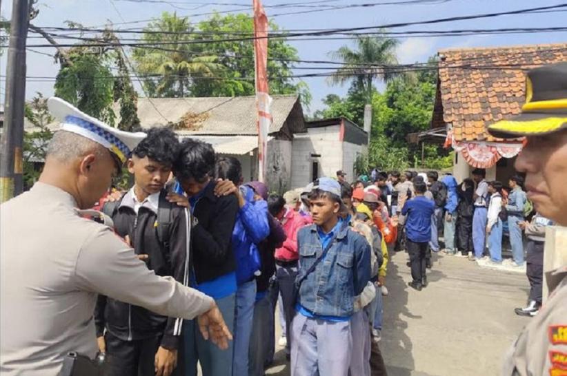 Cerita Pelajar Bogor Terjaring Penyekatan Demo, Berangkat karena "FYP IG"