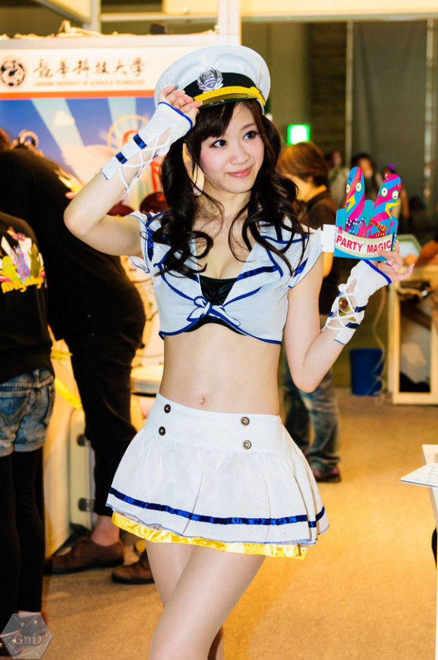 Cosplay atau SPG, Yang Penting Seksi dan Keren