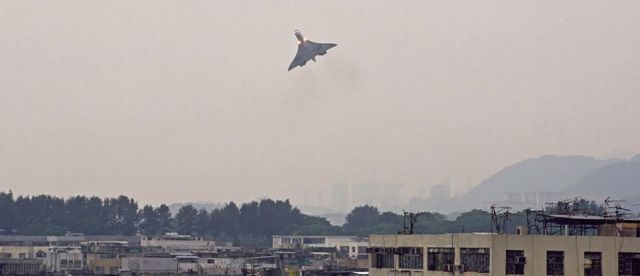 &#91;PICT&#93; Ini dia Salah Satu Bandara TIDAK AMAN se-JAGAT yang ada di Hong Kong