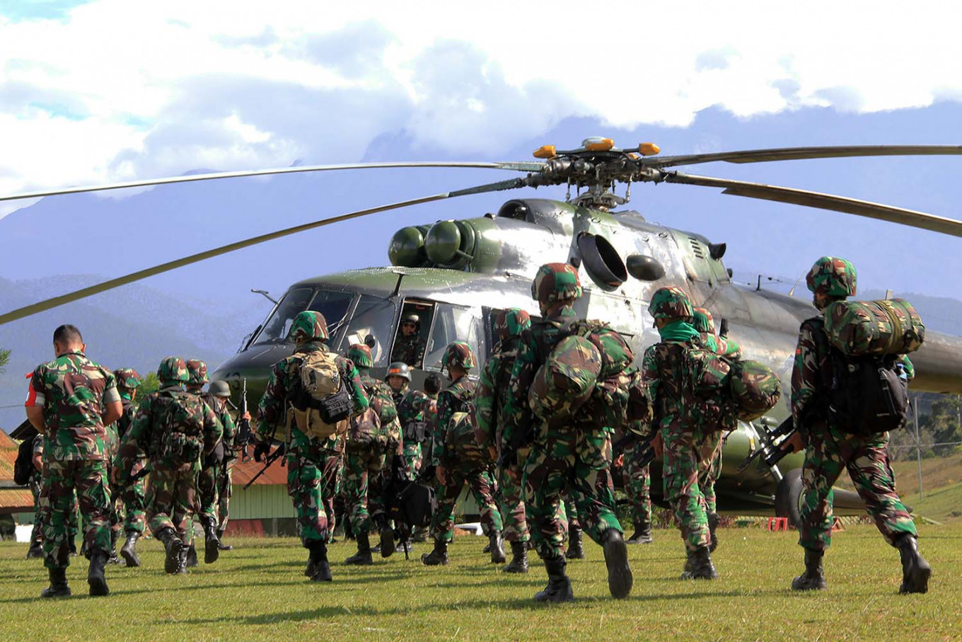 opm-says-tni-police-shot-medical-workers-in-papua