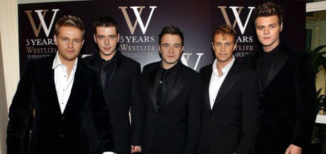 pilih boyband WESTLIFE atau SUPER JUNIOR juragan ??