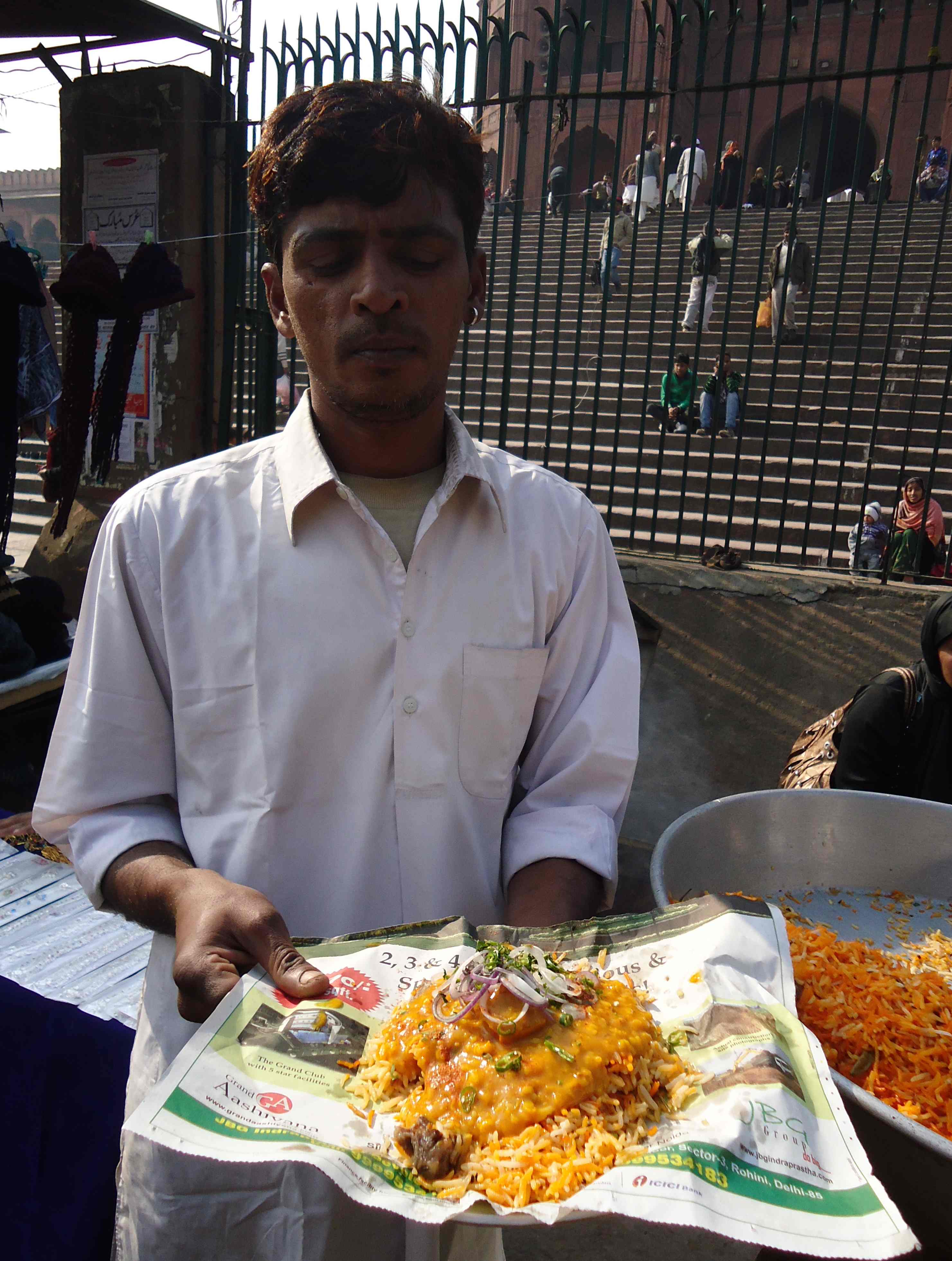 10 Foto ini Perlihatkan Bagaimana Orang India bikin Jajanan, mau coba?