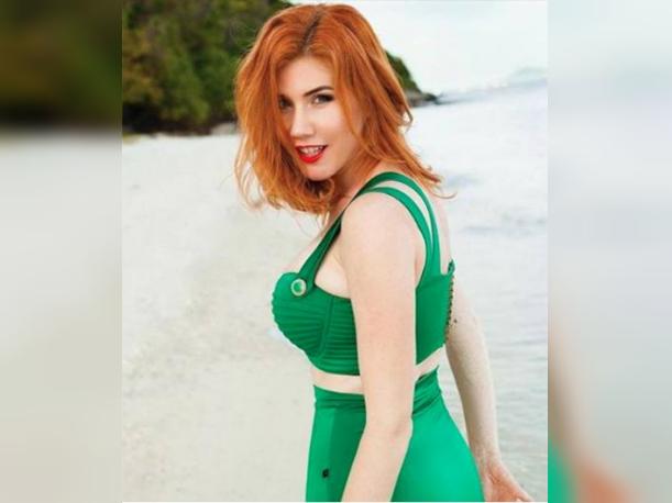 9 Wanita cantik dengan profesi unik