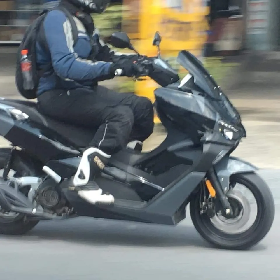 Spyshot Maxi Misterius, Warganet Mengira Skutik Baru Yamaha, Ternyata Motor Ini