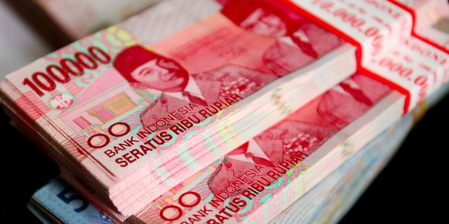 Uang Tidak Merubahmu Jadi Orang baik Atau Serakah