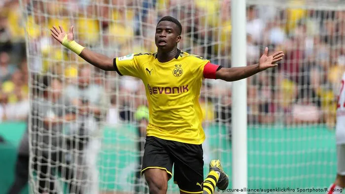 Masih Berusia 14 Tahun, Bocah Borussia Dortmund Ini Sudah Jadi Mesin Gol Yang Tajam