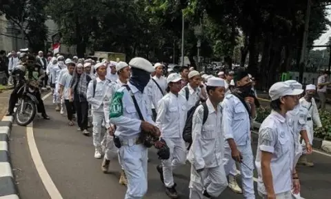 PKS Membela: FPI Sangat Dekat Dengan Rakyat dan Selalu Membantu Masyarakat!