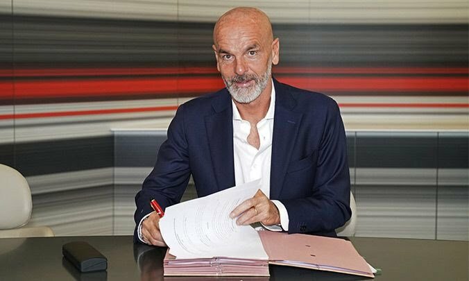 Pioli Makin Semangat ada Fans AC Milan yang Marah karena Ia Mantan Inter