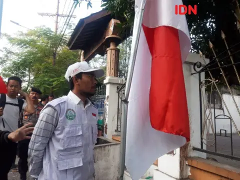 FPI yang Ikut Aksi di Asrama Mahasiswa Papua, Mengapa Banser yang Harus Dibubarkan