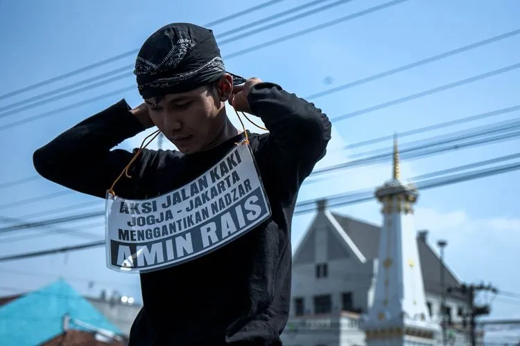 Lilik Yuliantoro Menggantikan Nazar Amien Rais Jalan Kaki, Simak Pengakuannya