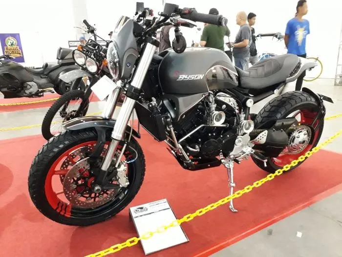 yamaha-byson-bermesin-v-twin-gak-percaya-inilah-penampakannya