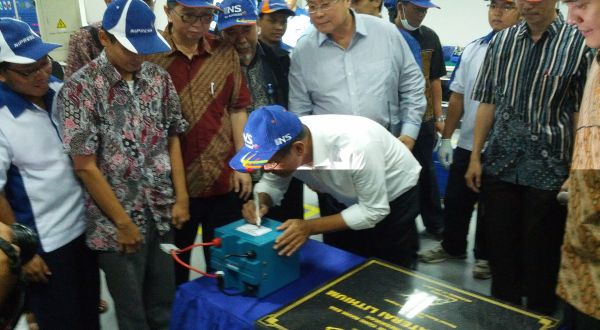 indonesia-miliki-pabrik-baterai-lithium-pertama
