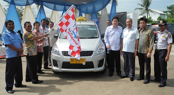 Taksi-taksi MPV di Berbagai Daerah di Indonesia