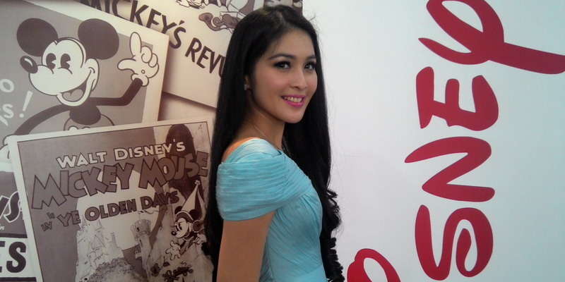 Sandra Dewi, Cinderella Kedua di Dunia Gan!