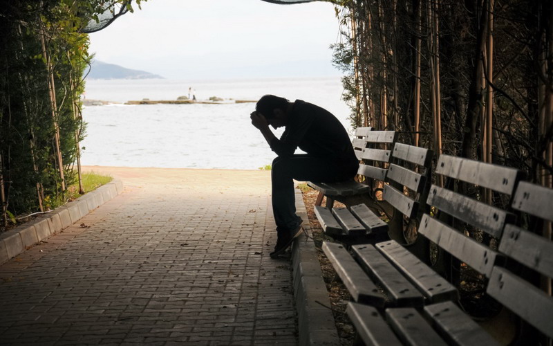 Inilah 5 Tahapan Kesedihan yang Harus Dilalui ketika Kehilangan Orang Tercinta