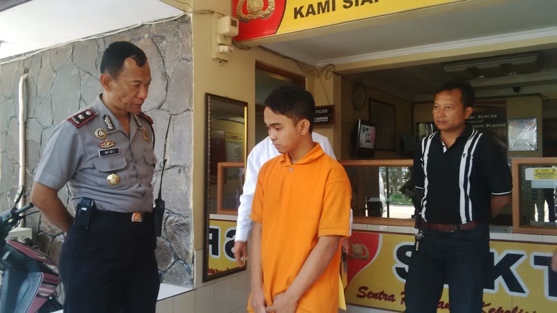 Polisi Tangkap Tuyul di Selokan