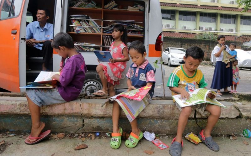 anak-indonesia-paling-malas-baca-buku