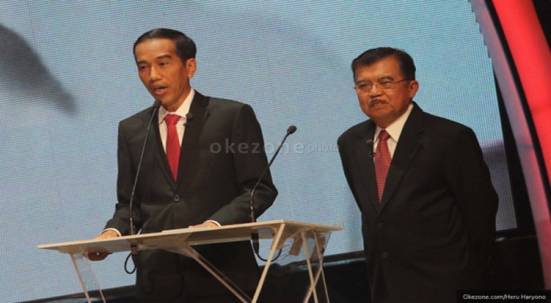 Jokowi-JK Akui Kabinetnya Hasil Kompromi Politik