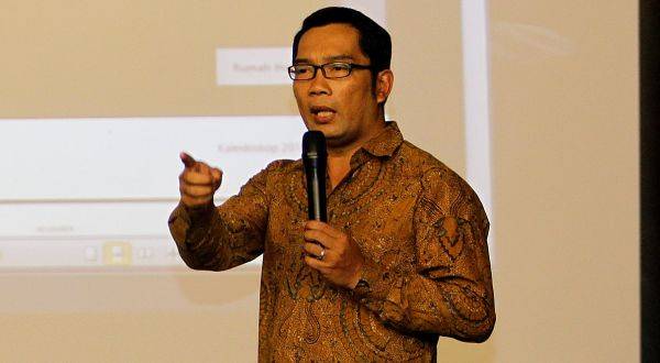 ridwan-kamil-awasi-ketat-wna-di-bandung