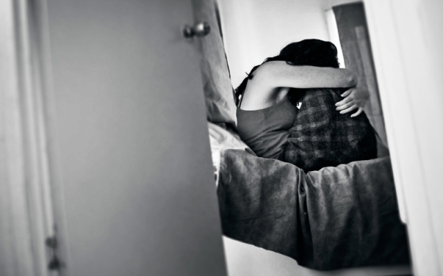 Ngeri Gan, Kesepian Karena Sang Istri Meninggal Pria Ini Tega Tiduri Anak Kandung