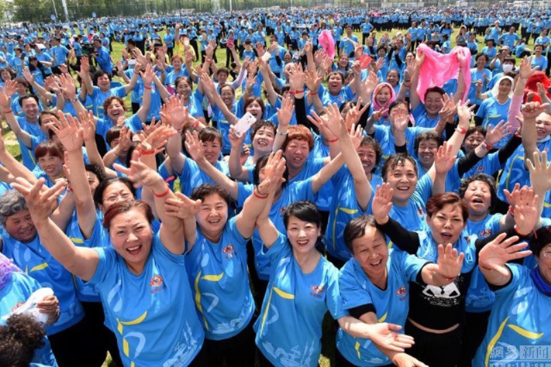 tarian-termasif-30-ribu-ibu-di-china-cetak-rekor-dunia
