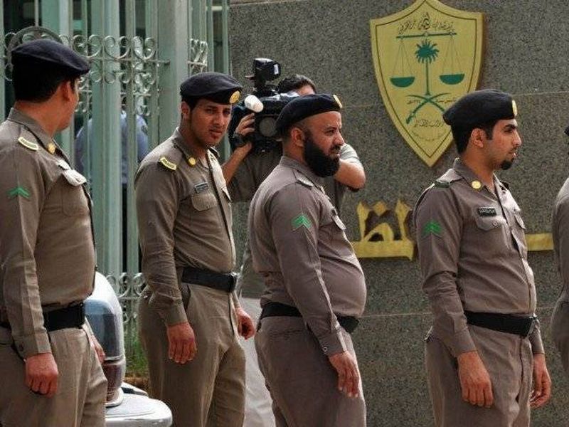 Penampilan Tidak Syariah, 50 Pria Ditangkap