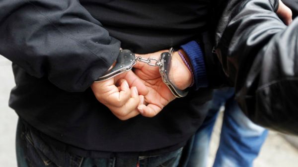 Nyolong Tusuk Konde Majikan, Alex Ditangkap Polisi