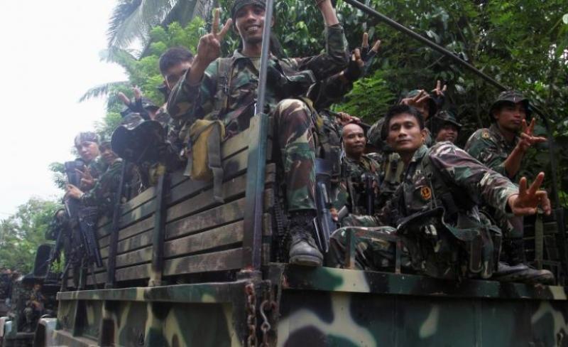 baku-tembak-dengan-abu-sayyaf-12-tentara-filipina-tewas