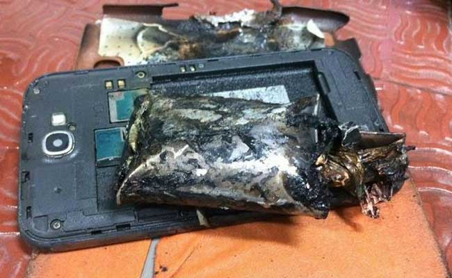 Samsung Galaxy Note 2 Terbakar di Pesawat India