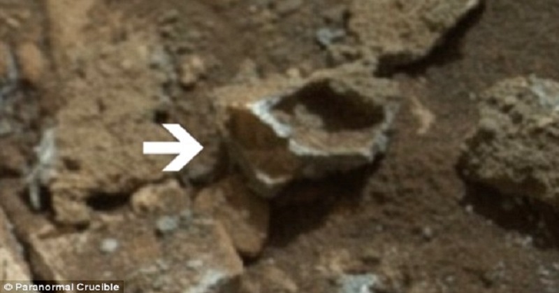 Cincin Emas Diklaim Ditemukan di Mars