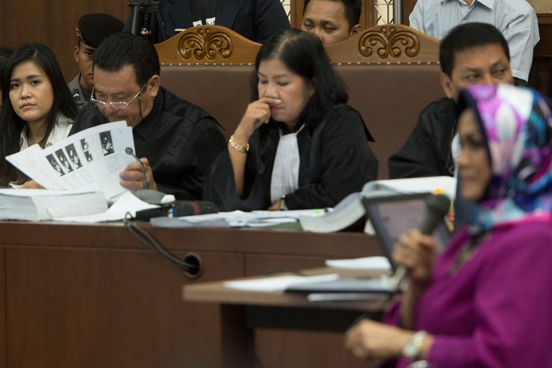 Kumpulan Foto Ekspresi Jessica Selama Sidang Vonis Akhir