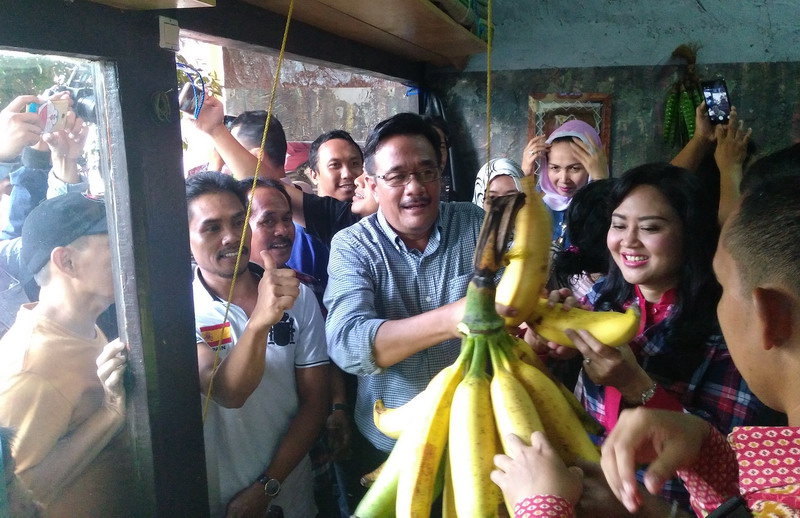 Begini Gaya Nyoblos dan Pengamanan TPS-nya Cagub dan Cawagub di Pilkada DKI