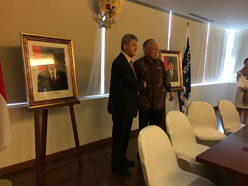 ceo-ami-group-jokowi-akan-dikalahkan-bukan-oleh-siapa-pun-ia-dikalahkan-dirinya