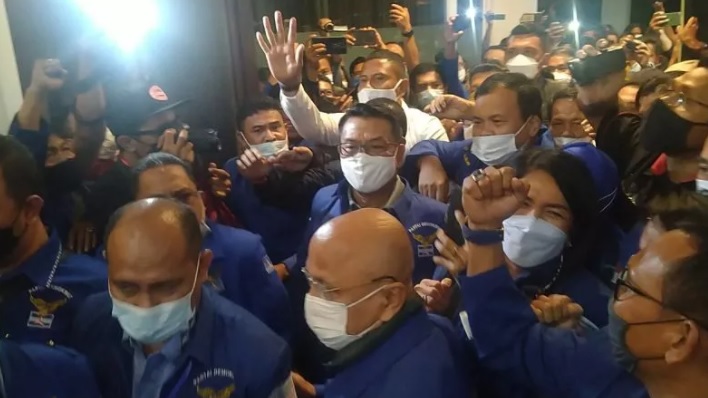 Pertama Dalam Sejarah Indonesia Ada Pejabat Negara Kudeta Partai Politik