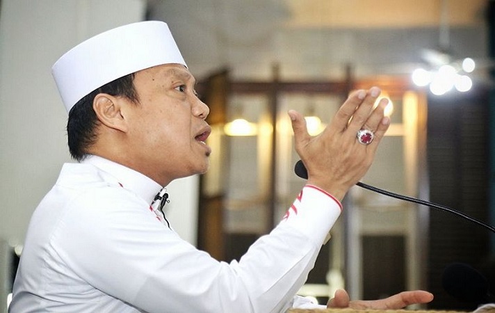Ketika Anies dan Ganjar Unggah Video Ceramah Ustad Das'ad soal Penutupan Masjid