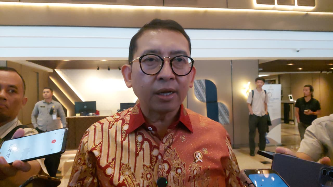 Fadli Zon: Buku Penulisan Ulang Sejarah Nasional Diluncurkan 14 Desember